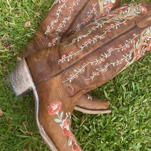 Deer Skull floral corral boots